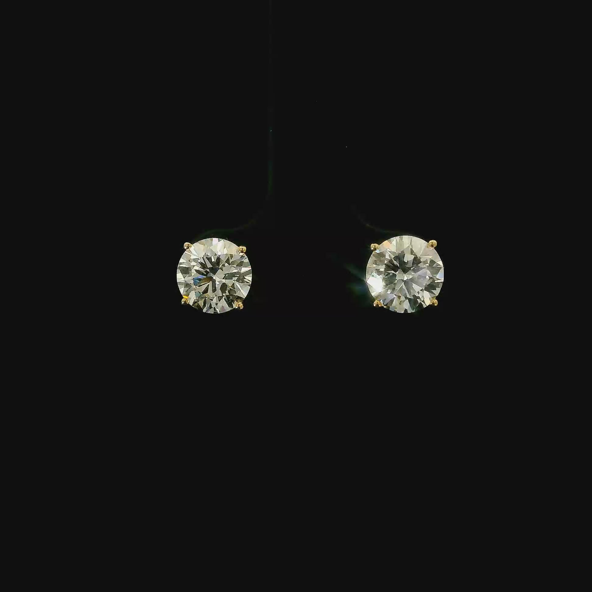 Lab Diamond Studs 14ky